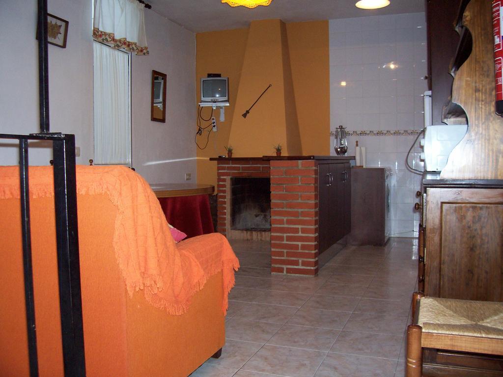 Casa Amigo Διαμέρισμα Castano de Robledo Εξωτερικό φωτογραφία